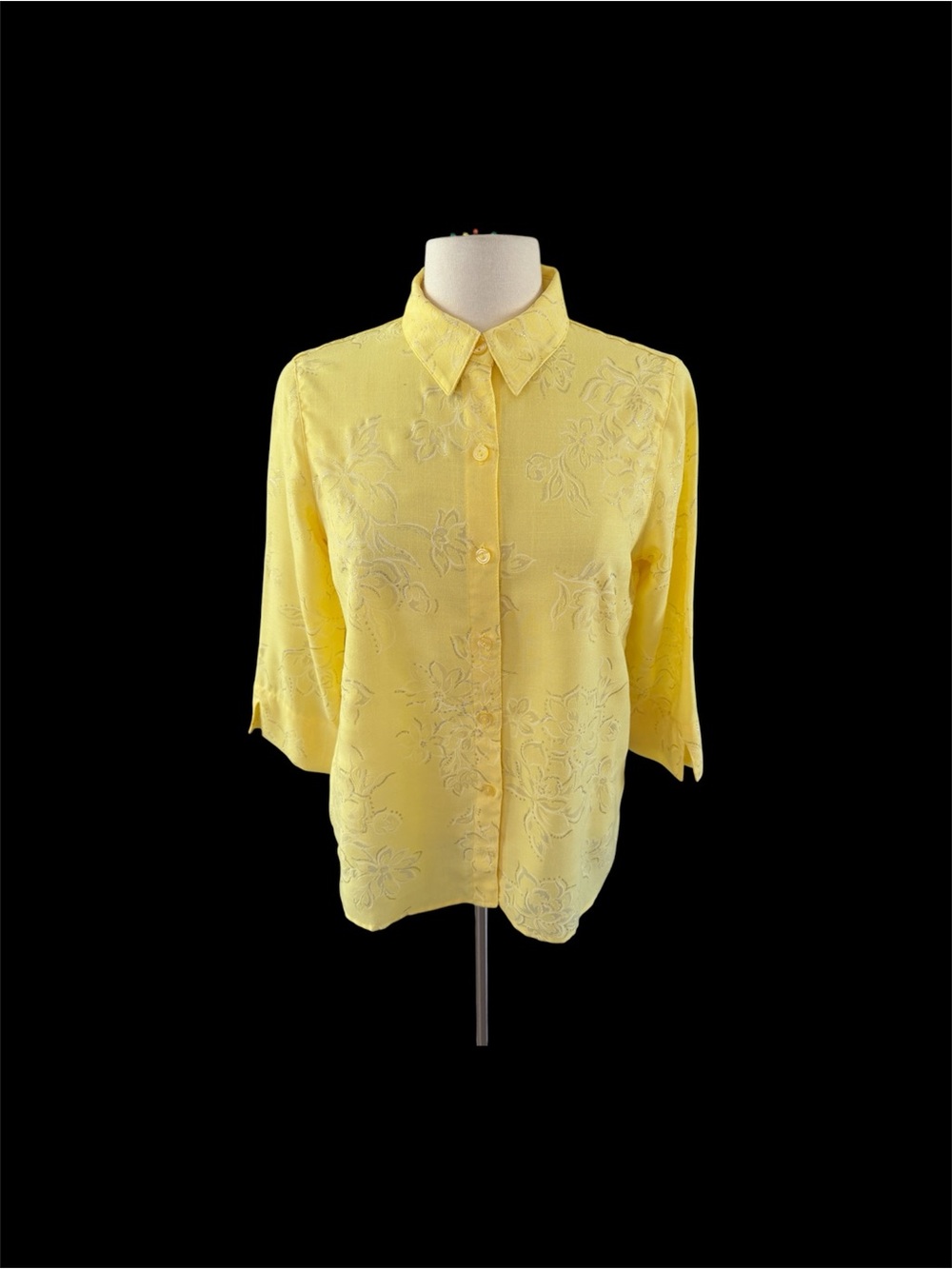 Alfred Dunner Yellow & Silver Floral Design Button-Down Top